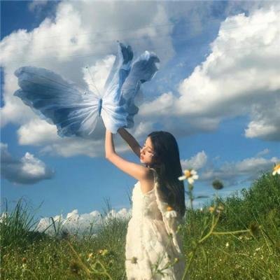 豪宅门口实拍：国民男神新恋情浮出水面，粉丝集体脱粉