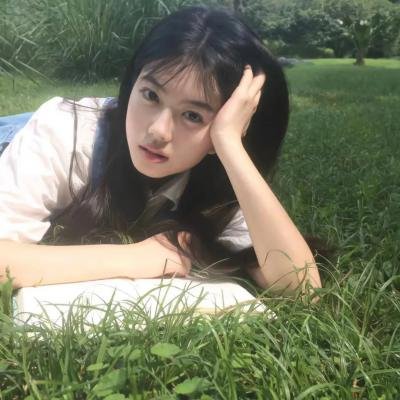 街拍现场实拍：顶流女星黑料引官司，全网玩梗
